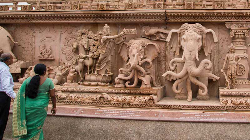 معبد آکشاردام ، بزرگترین معبد هندوها
