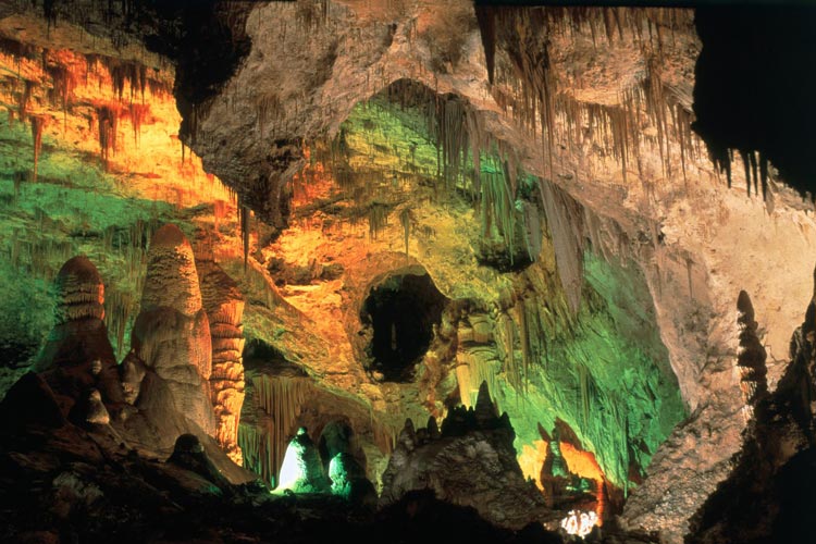 غار جعیتا در لبنان ، پناهگاه انسان های اولیه