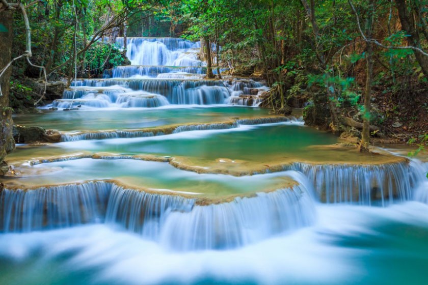 معرفی پارک ملی اراوان تایلند با آبشارهای زیبای آن