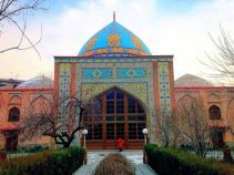 مسجد کبود ، فیروزه‌‌ای در قلب شهر ایروان