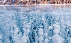 دریاچه یخ زده بایکال ، دیدنی و رویایی