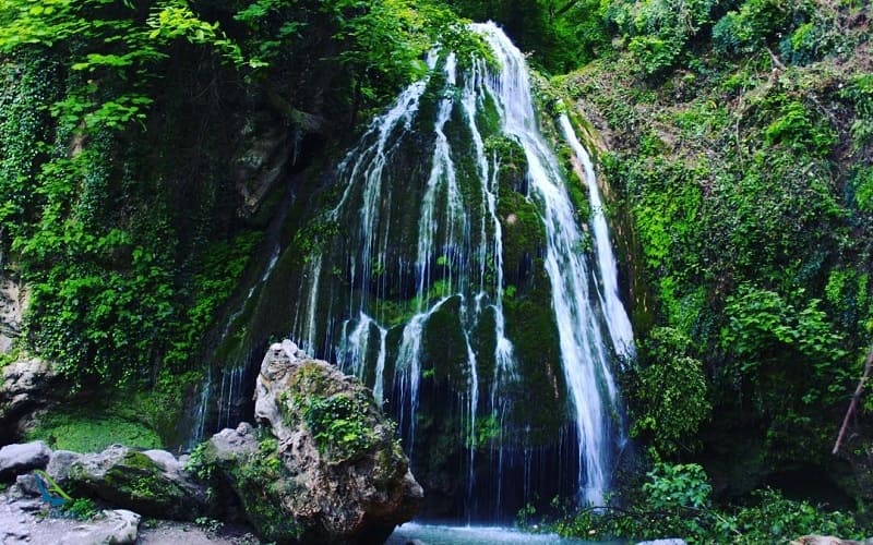 بزرگ ترین آبشار خزه ای ایران