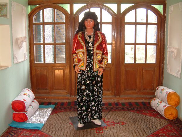 لباس محلی های کرمانشاه و تصاویر زیبای پوشاک بومی و سنتی کرمانشاه