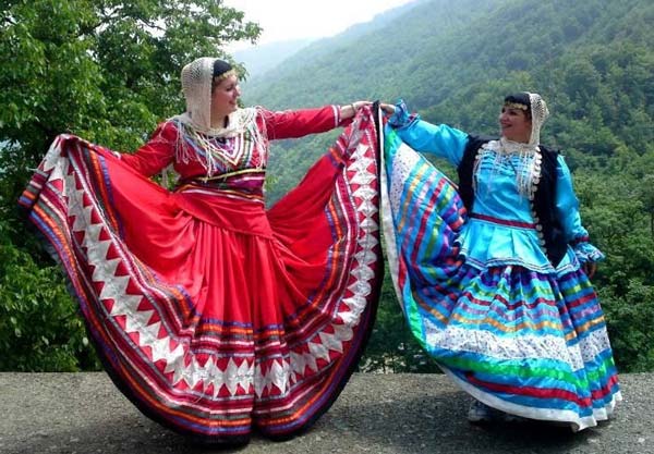 معروف ترین لباس محلی های مازندران