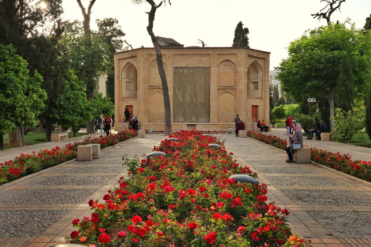 از باغ فردوس تهران تا باغ ارم شیراز، کدام زیباتر است؟
