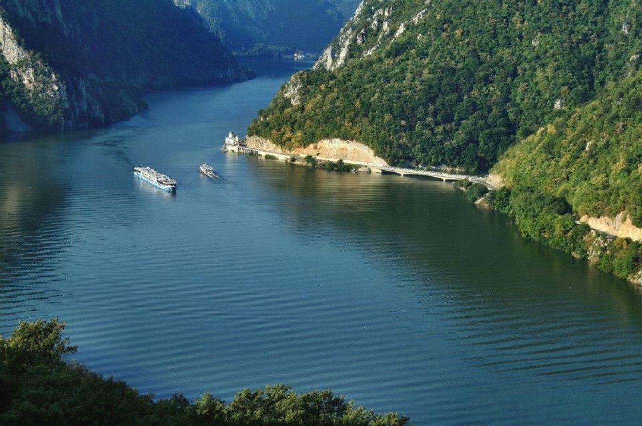 دانوب دومین رود طولانی اروپا و طویل ترین رودخانه کشور رومانی