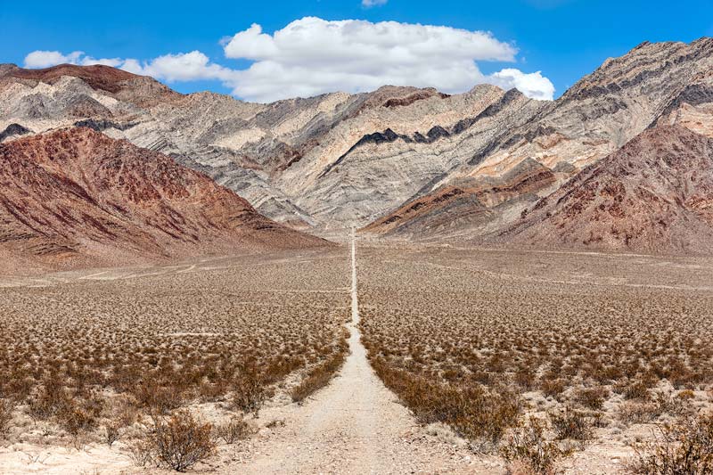 دره مرگ کالیفرنیا عجیب ترین کویر دنیا و ماجرای رازآلود آن