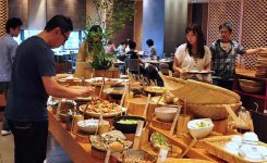 ۱۰ مورد از بهترین کافه رستوران های اوکازا ژاپن