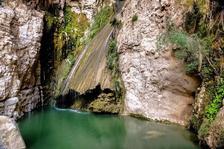 آبشار درزو عسلویه طبیعتی سرسبز در دل گرمای جنوب