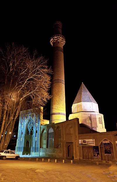 آرامگاه شیخ عبدالصمد نطنزی در تاریخی ترین جای شهر نطنز