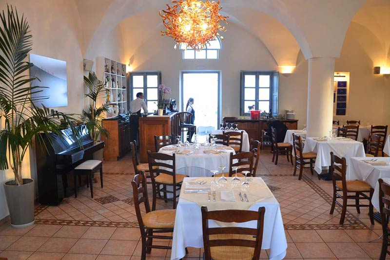 بهترین و معروف ترین رستوران و کافه ها در سانتورینی