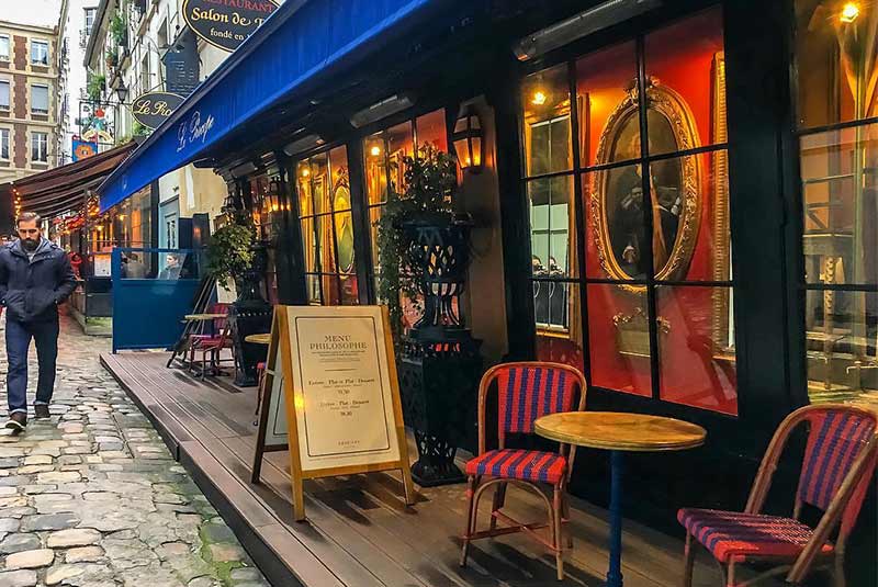 قدیمی ترین و سنتی ترین کافه جهان را در پاریس ببینید