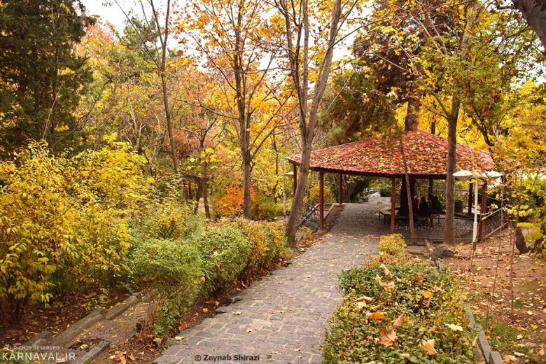 پارک سنگی جمشیدیه تهران مکانی برای قرارهای عاشقانه