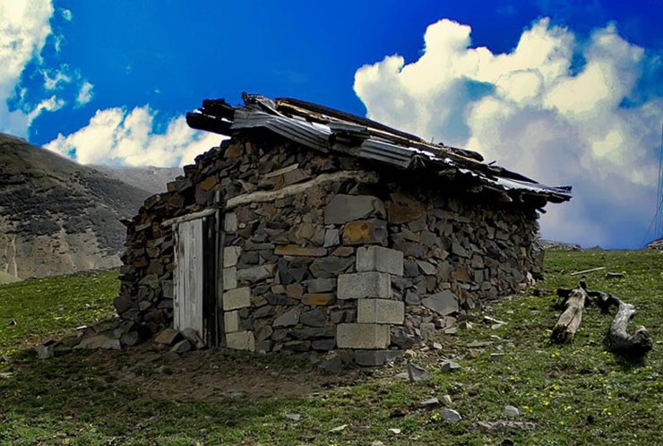 روستای الیت جاذبه ای زیبا و دیدنی در مرزن آباد چالوس