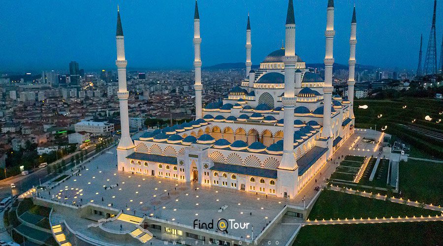 مسجد چاملیجا استانبول بزرگترین مسجد ترکیه در بام استانبول