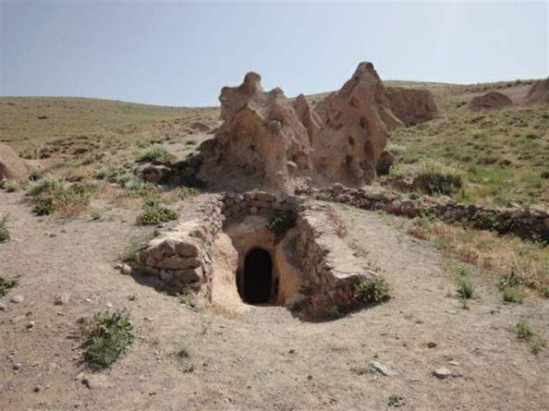 معرفی غار آغ بولاغ بستان آباد، از نوع غارهای استالاکتیت