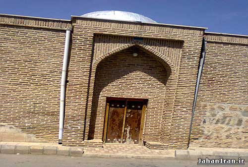 مسجد یادگارشاه شبستر بنایی تاریخی در مرکز شهر