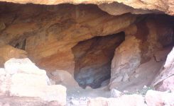 با جاذبه ی طبیعی غار اسکندر سعیدآباد بیشتر آشنا شوید!