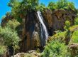 جاذبه ی گردشگری زیبای آبشار اوزان واقع در شاهین دژ