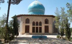 بنای زیبای تاریخی باغ مصلی (بقعه خاندان پیرنیا)