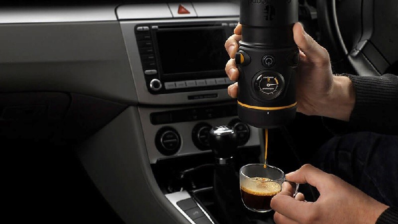 قهوه ساز یا چای ساز برقی خودرو