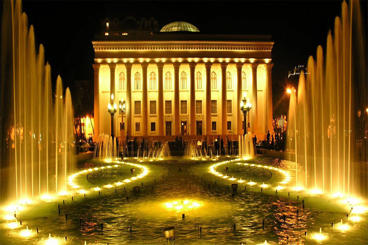 جاذبه فرهنگی موزه ادبیات نظامی گنجوی در باکو