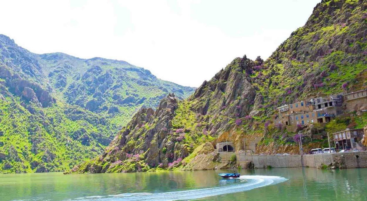 روستای پلکانی هجیج پاوه