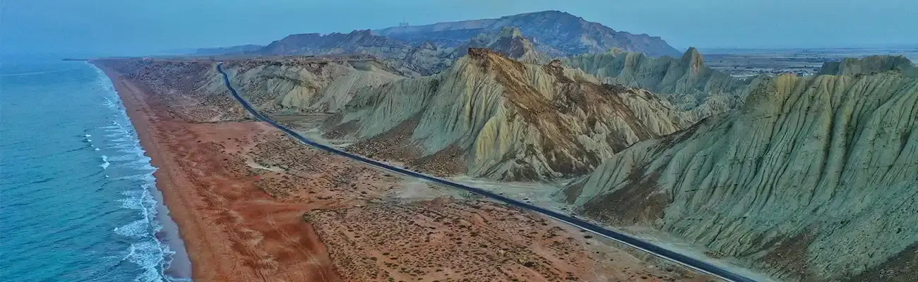 جاده ساحلی چابهار به گواتر