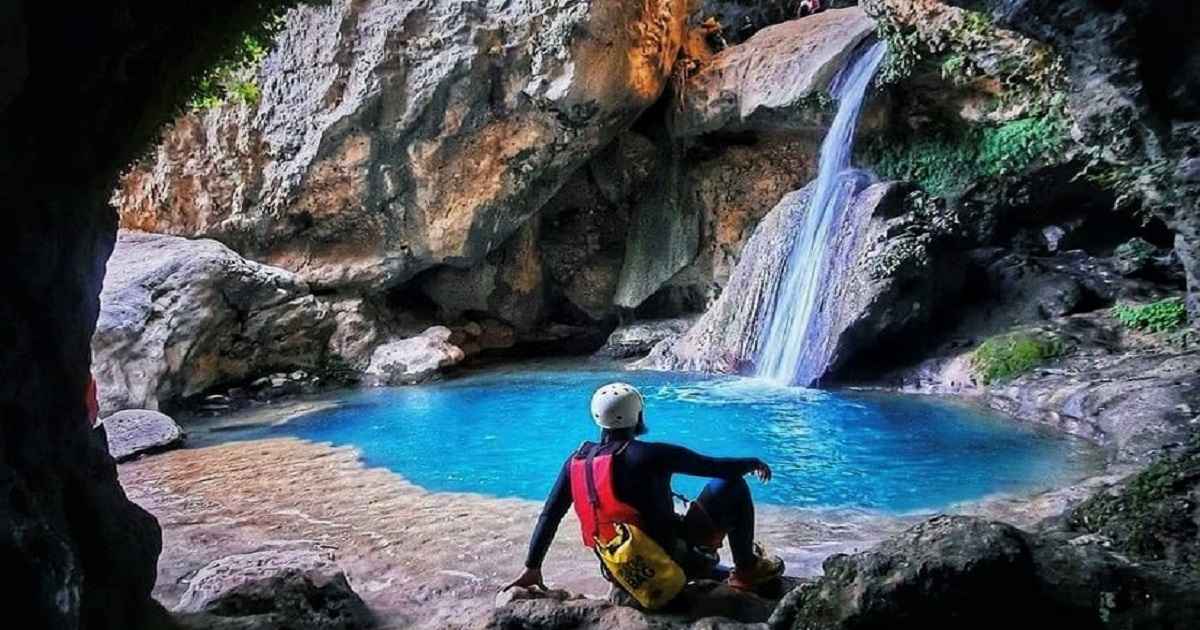 نمای بهاری تنگه تامرادی