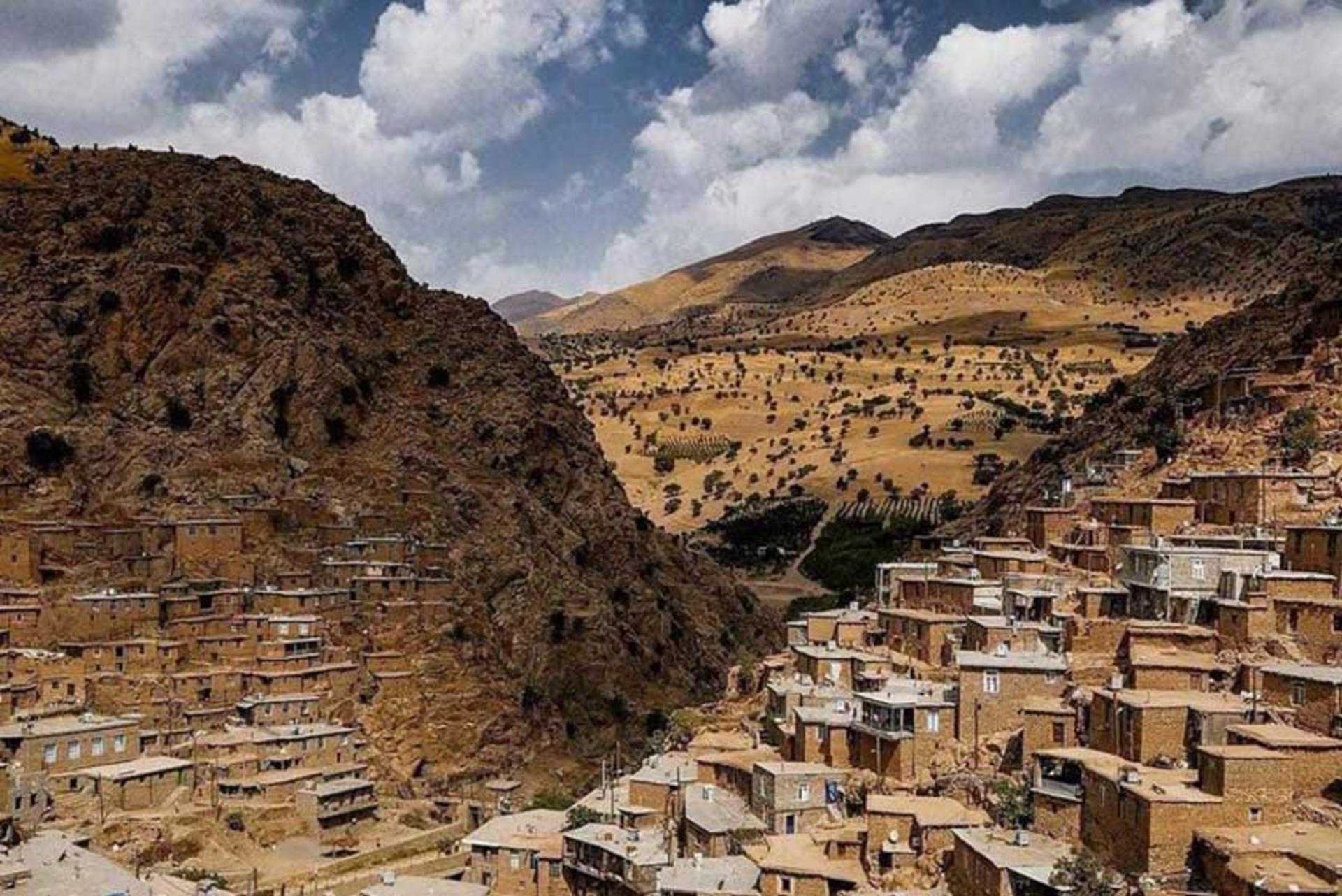 رودخانه تنگیور در قلب روستای پالنگان