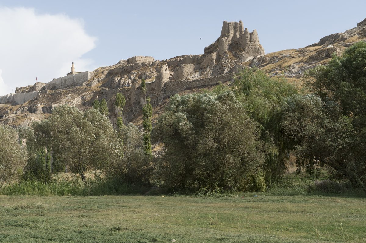 نمای کلی قلعه تاریخی وان از سمت شمال غربی در ترکیه
