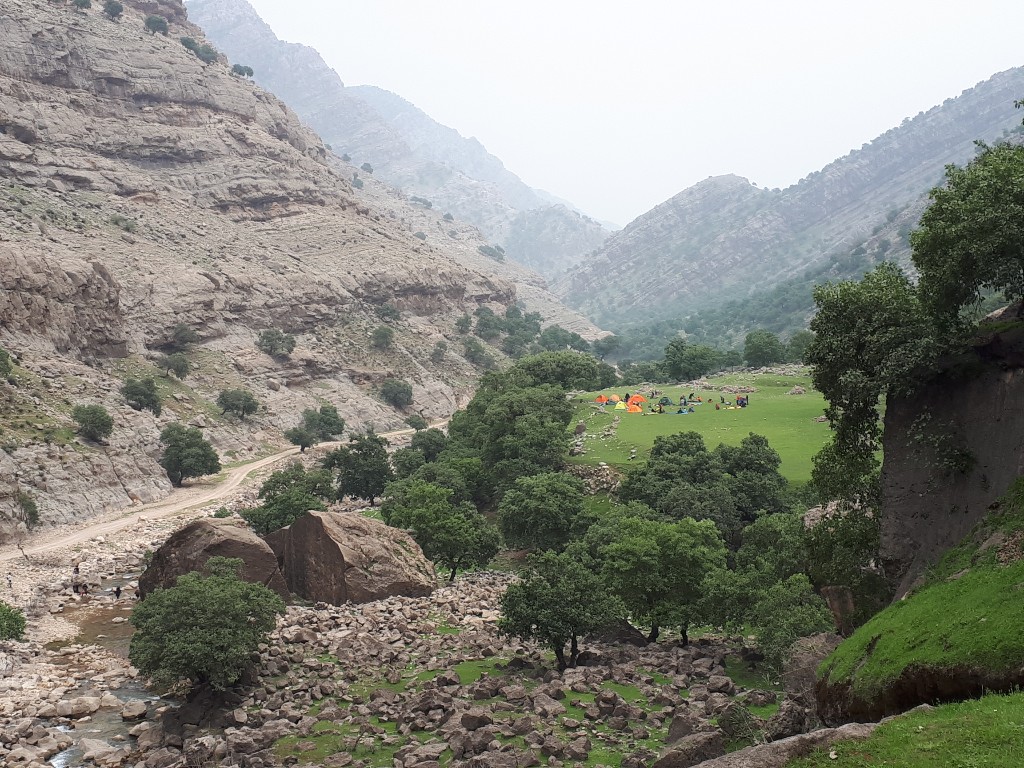 دشت سبز و جنگلهای بلوط شیمبار در مرز خوزستان و چهارمحال بختیاری