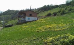 نمای اقیانوس ابر و خانه های پلکانی روستای افراتخته علی آباد کتول